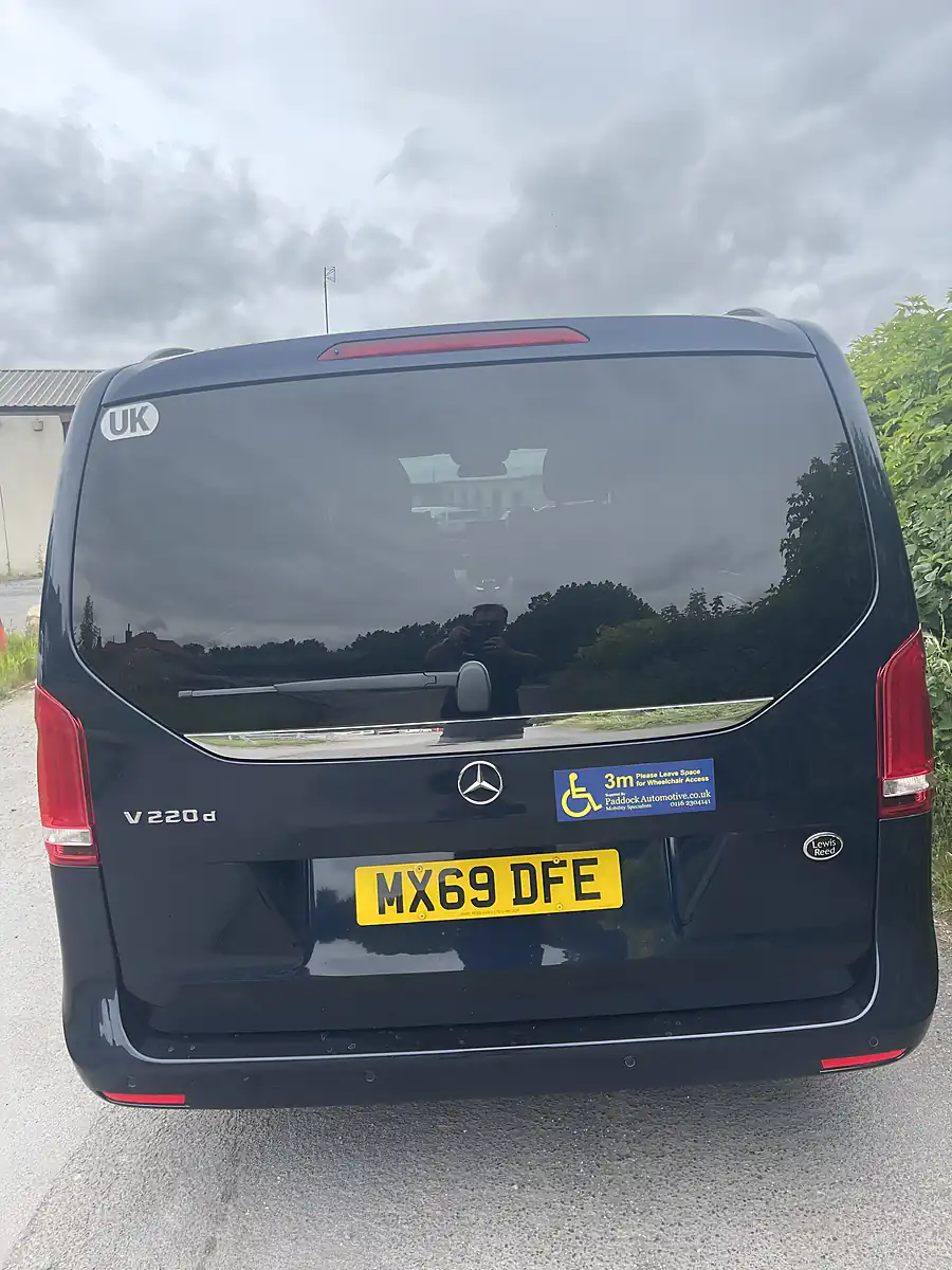 Used 2019 Mercedes-Benz V Class Sport Cavansite Blue Metallic - Interior and Exterior details 8