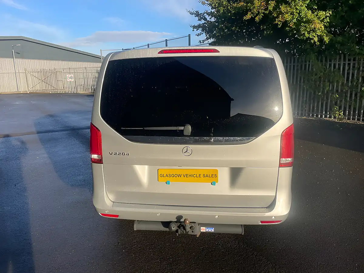 Used 2019 Mercedes-Benz V-Class Sport Silver - Interior and Exterior details 5
