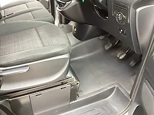 Used 2019 Mercedes-Benz Vito 114 Lwb Silver - Interior and Exterior details 20