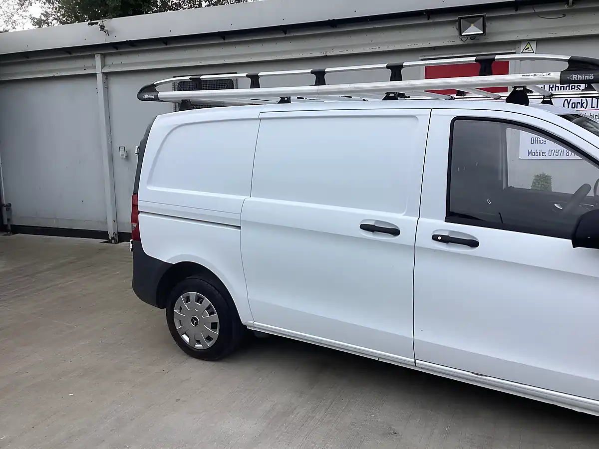 Used 2019 Mercedes-Benz Vito 114 White - Interior and Exterior details 9