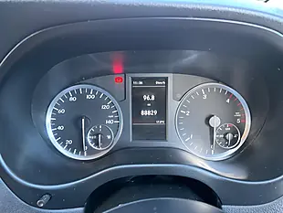 Used 2019 Mercedes-Benz Vito L2 White - Interior and Exterior details 16