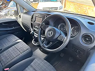 Used 2019 Mercedes-Benz Vito L2 White - Interior and Exterior details 9