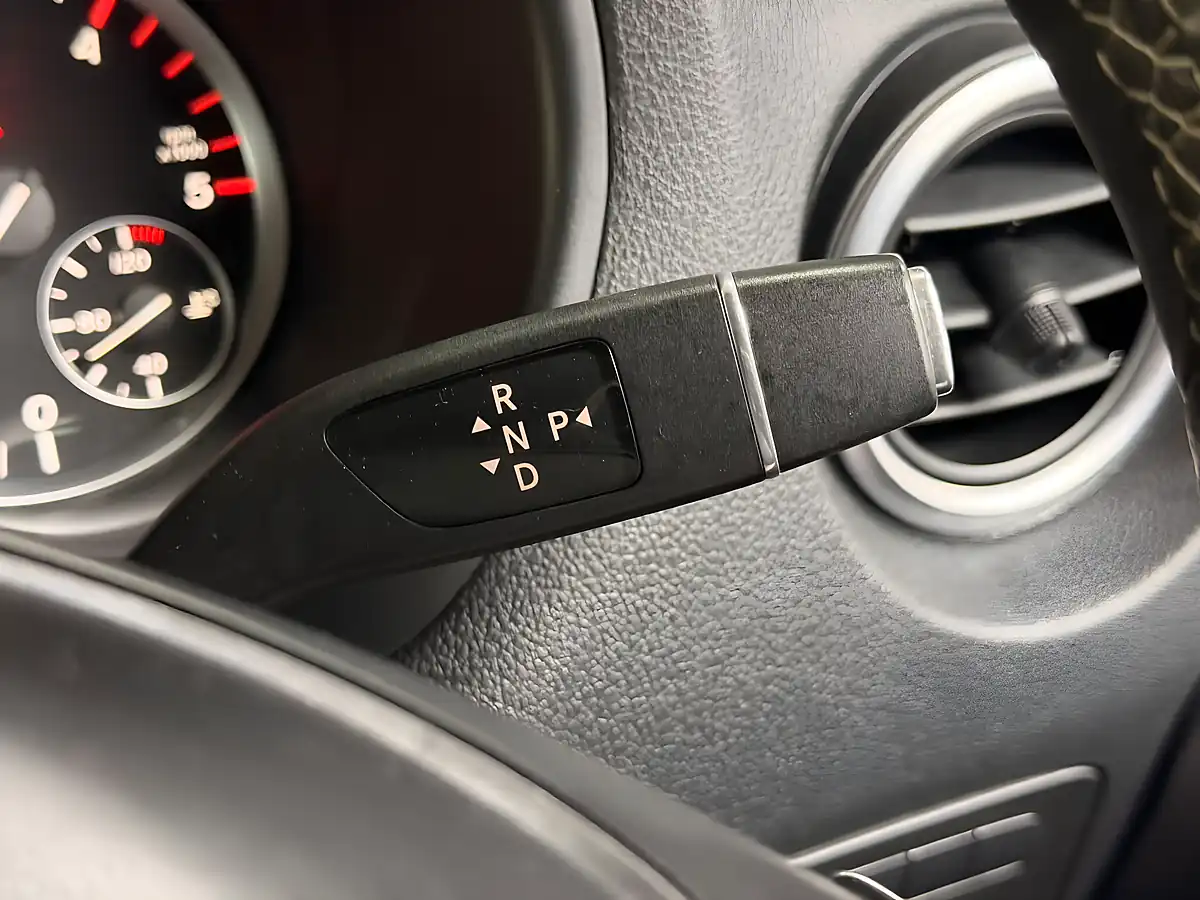 Used 2019 Mercedes-Benz Vito Sport Crew Van Obsidian Black - Interior and Exterior details 12