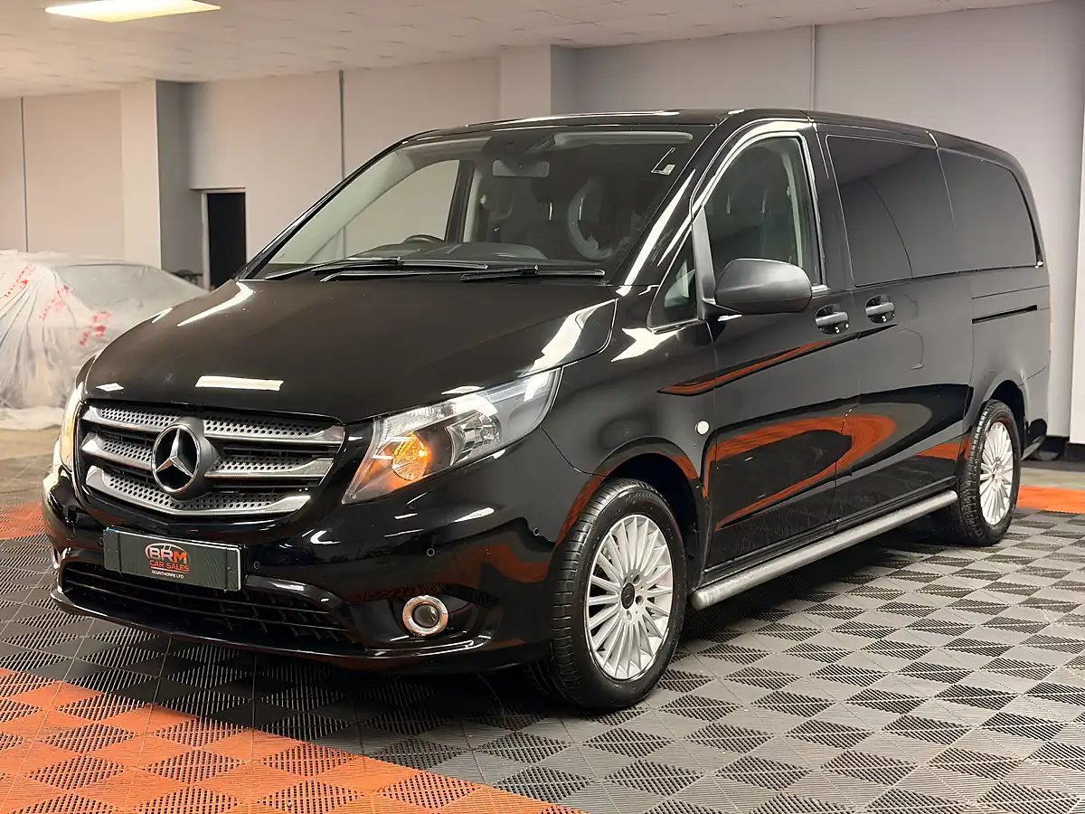 Used 2019 Mercedes-Benz Vito Sport Crew Van Obsidian Black - Interior and Exterior details 3