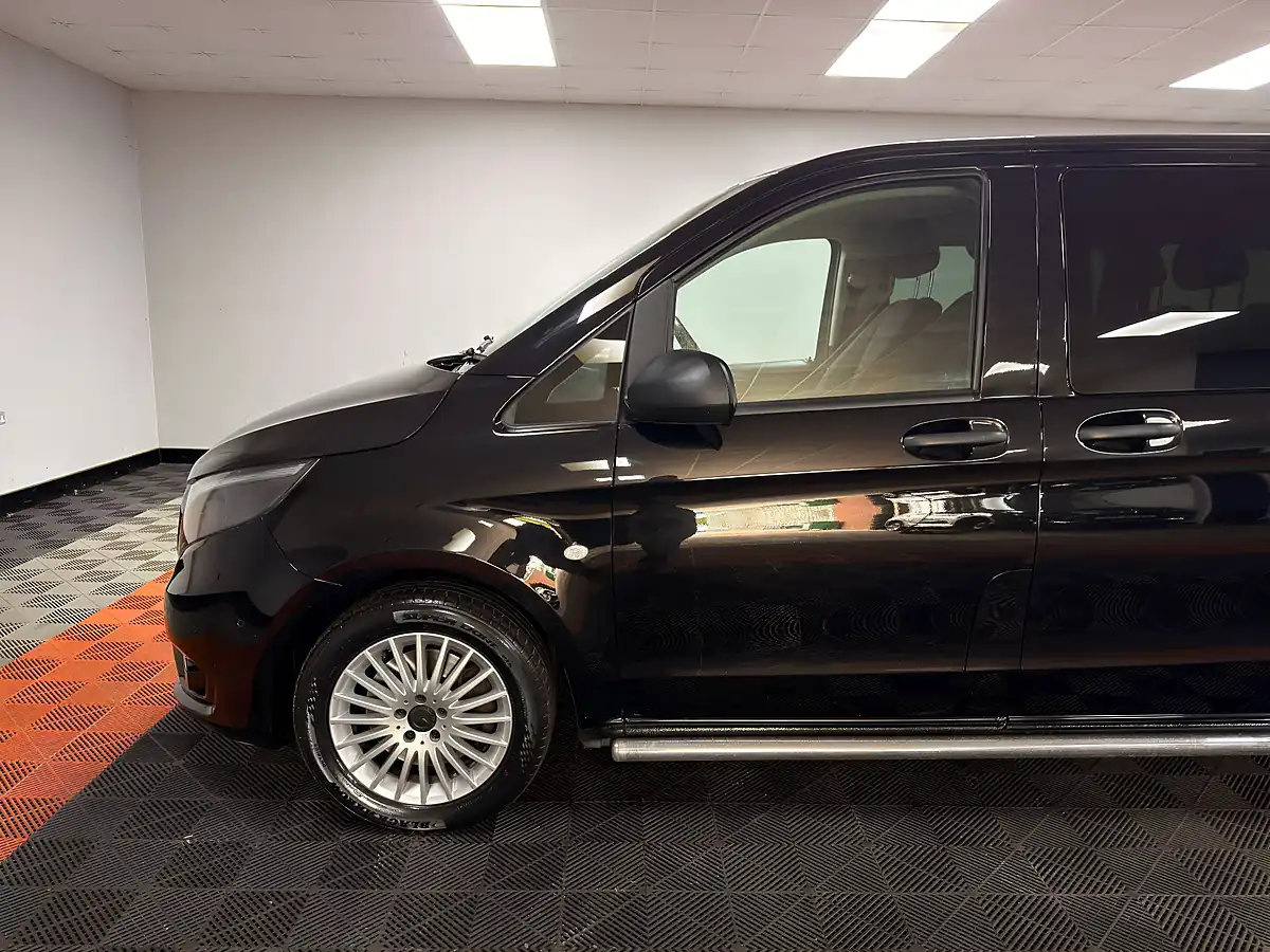 Used 2019 Mercedes-Benz Vito Sport Crew Van Obsidian Black - Interior and Exterior details 8