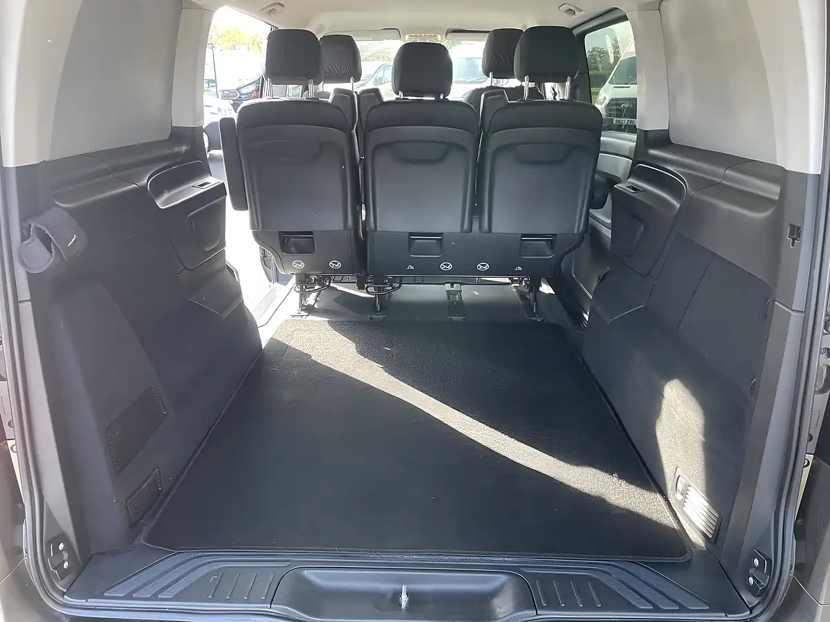 Used 2019 Mercedes-Benz Vito Sport Dualiner 5 SEAT Crew Van Grey - Interior and Exterior details 11
