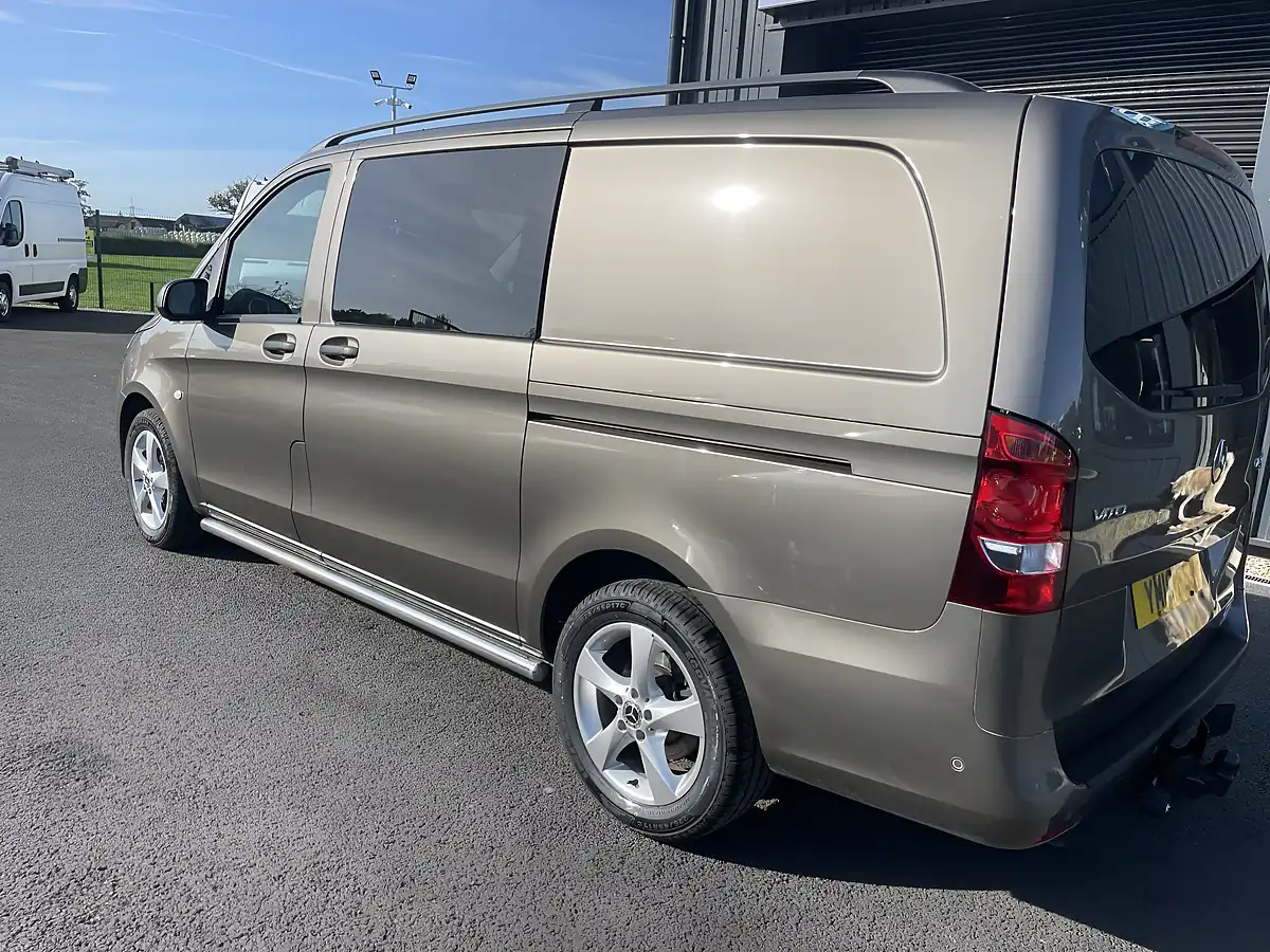 Used 2019 Mercedes-Benz Vito Sport Dualiner 5 SEAT Crew Van Grey - Interior and Exterior details 5