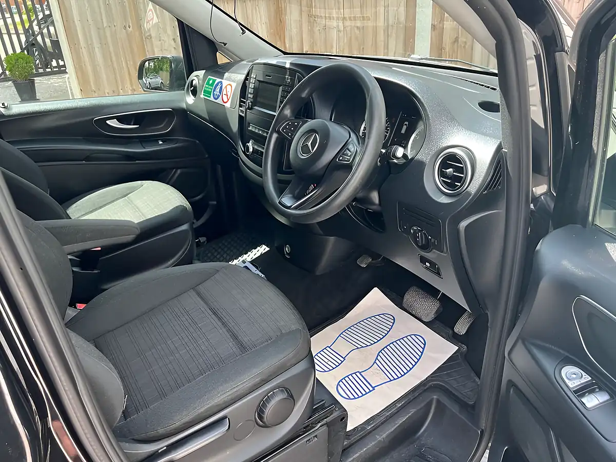 Used 2019 Mercedes-Benz Vito Tourer Select Black - Interior and Exterior details 13