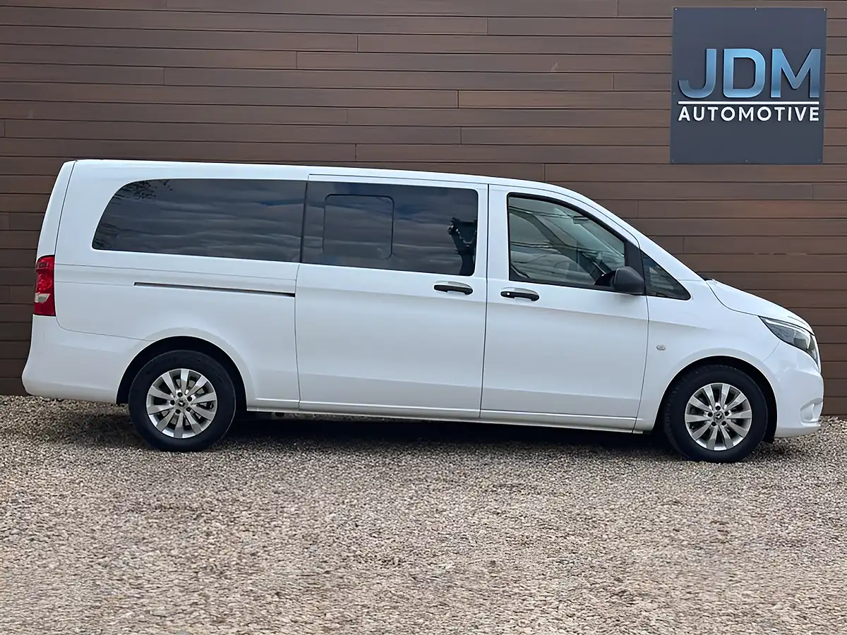 Used 2019 Mercedes-Benz Vito Tourer Select White - Interior and Exterior details 2