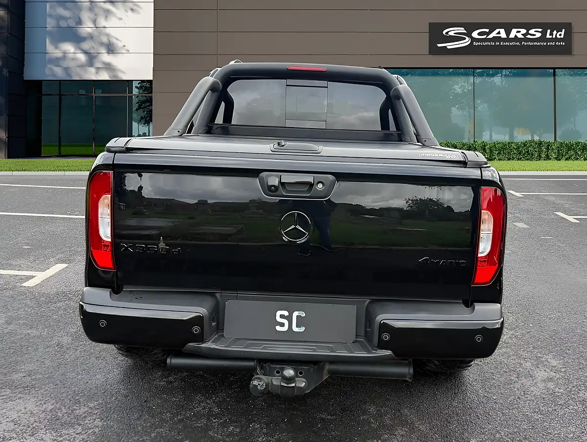 Used 2019 Mercedes-Benz X-Class Power Black - Interior and Exterior details 7