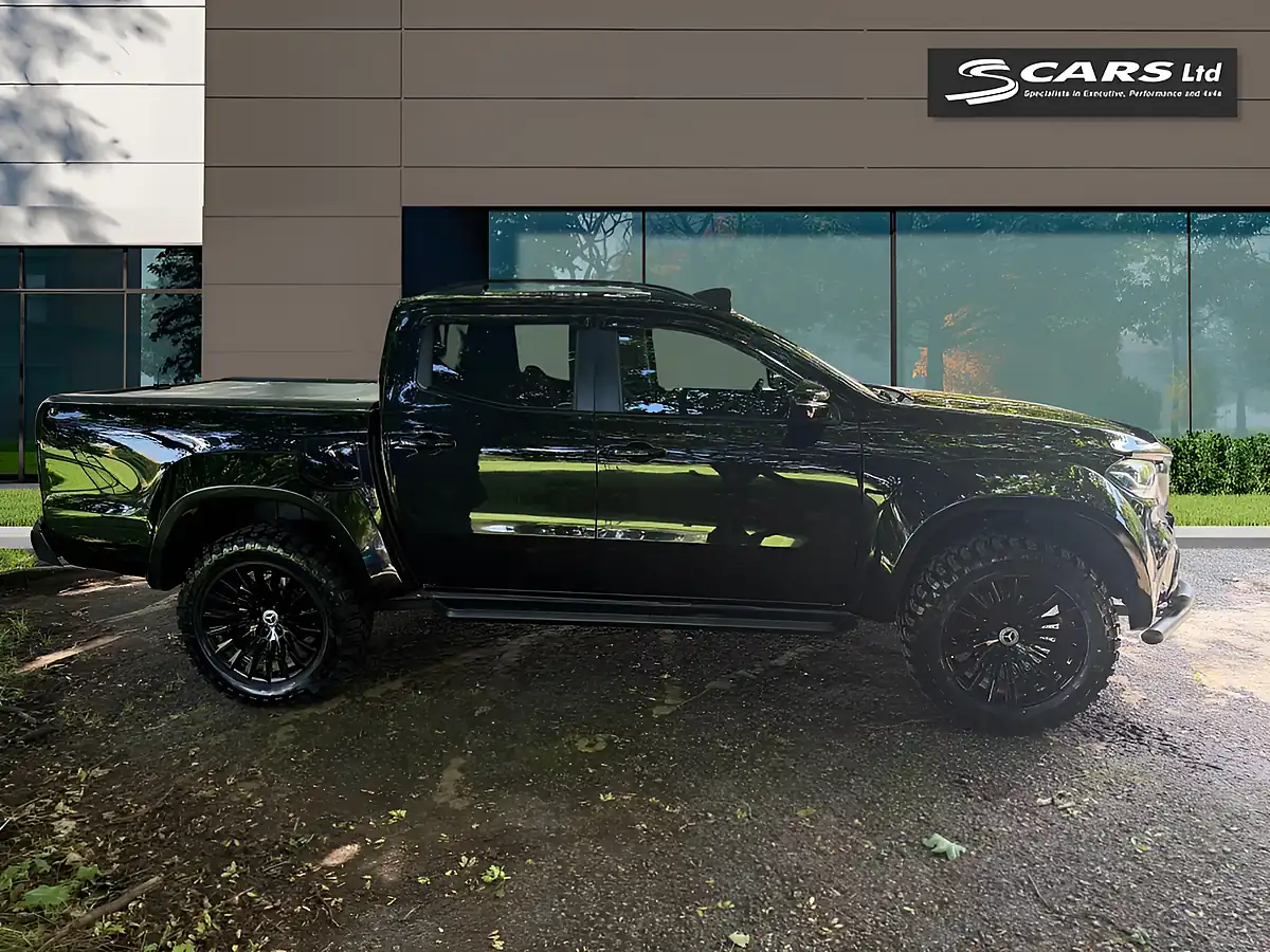 Used 2019 Mercedes-Benz X-Class Power Black - Interior and Exterior details 2