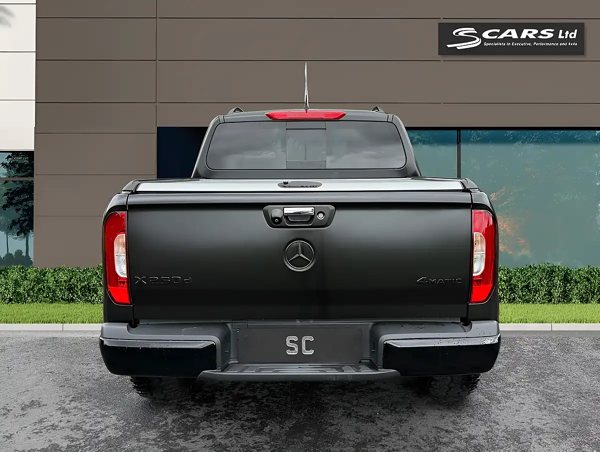 Used 2019 Mercedes-Benz X Class Power Black - Interior and Exterior details 4