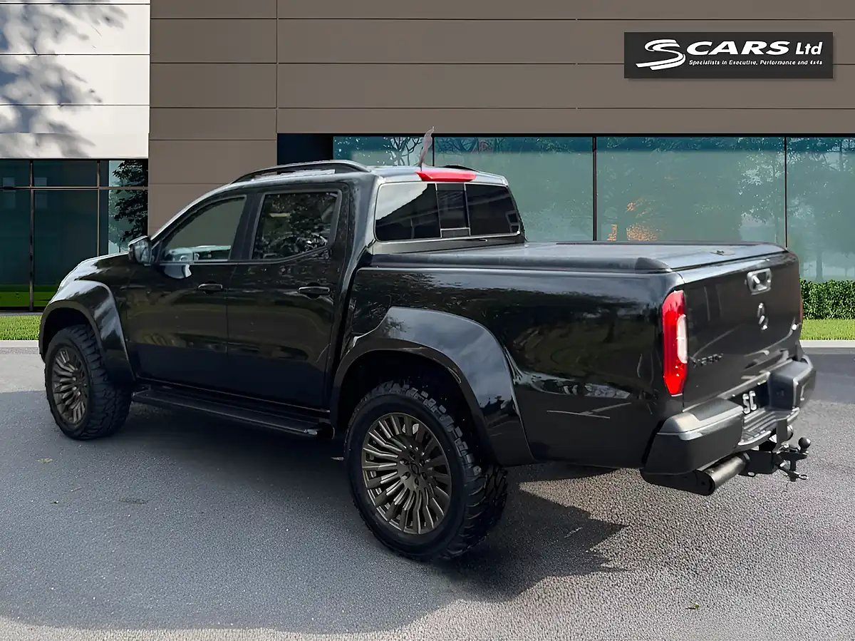 Used 2019 Mercedes-Benz X-Class Power Black - Interior and Exterior details 5