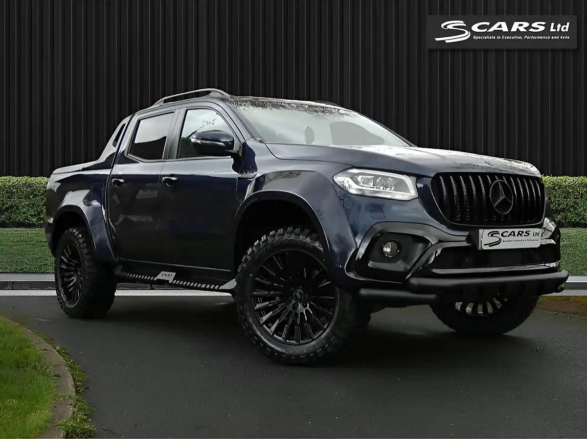 Used 2019 Mercedes-Benz X-Class Power Blue - Interior and Exterior details 2