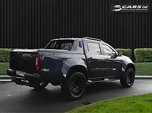 Used 2019 Mercedes-Benz X-Class Power Blue - Interior and Exterior details 3
