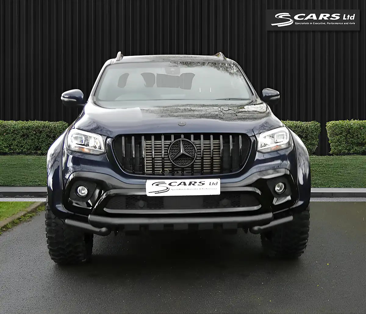 Used 2019 Mercedes-Benz X-Class Power Blue - Interior and Exterior details 6
