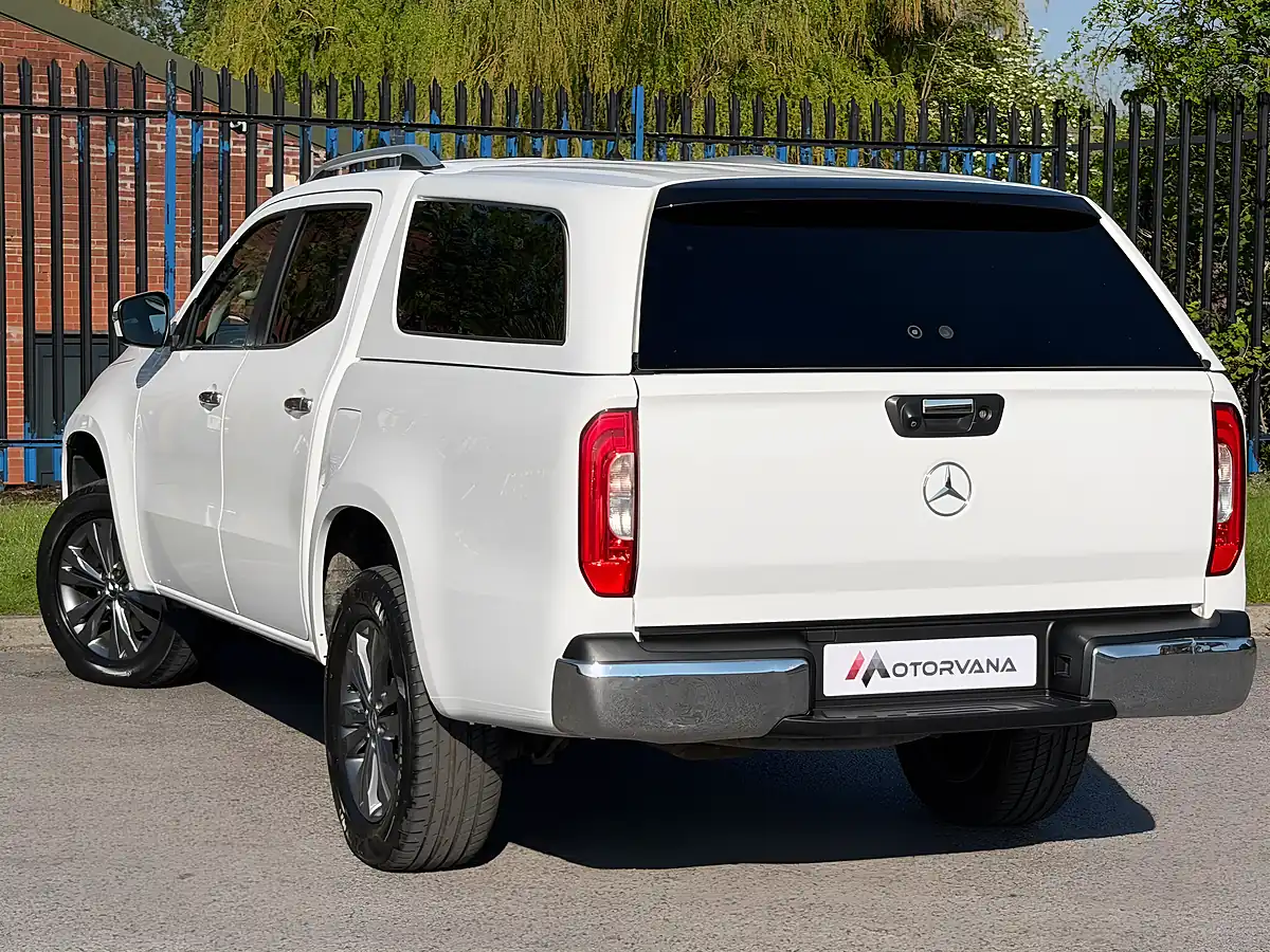 Used 2019 Mercedes-Benz X Class Power White - Interior and Exterior details 10