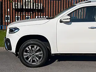 Used 2019 Mercedes-Benz X Class Power White - Interior and Exterior details 14