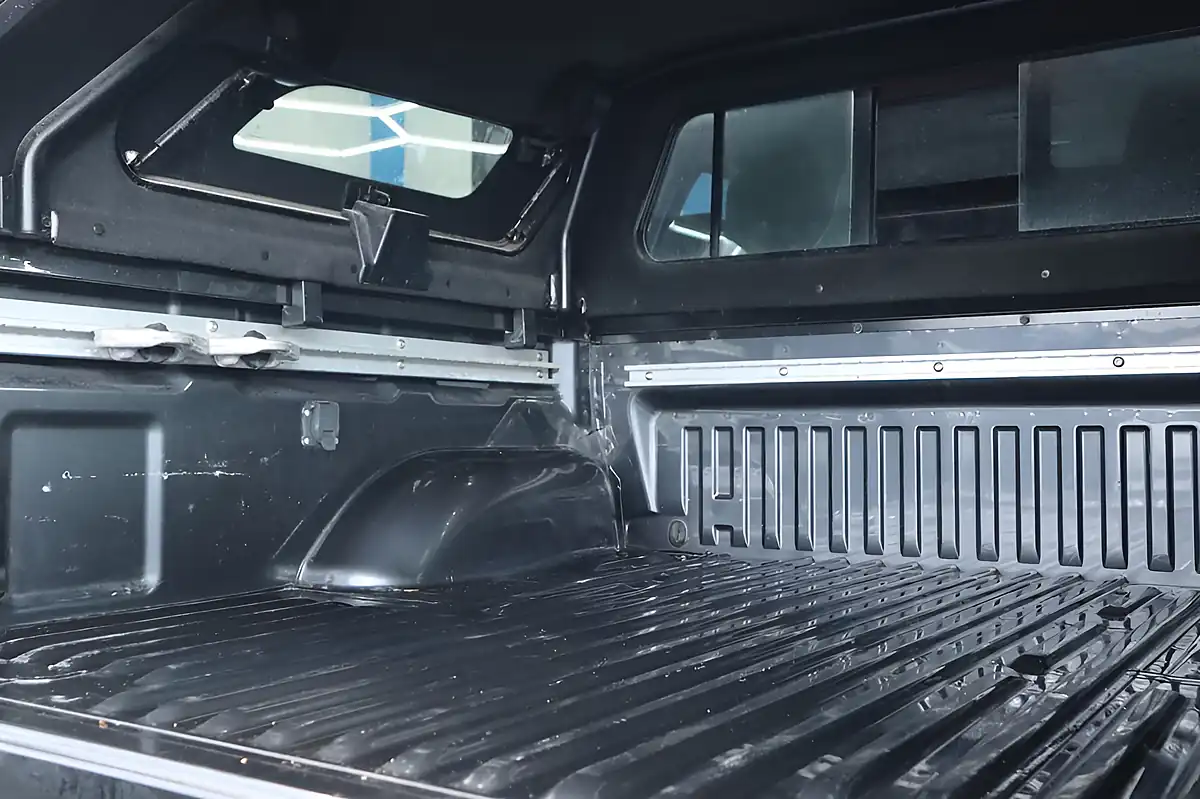 Used 2019 Mercedes-Benz X Class Progressive Rock Grey Metallic - Interior and Exterior details 12