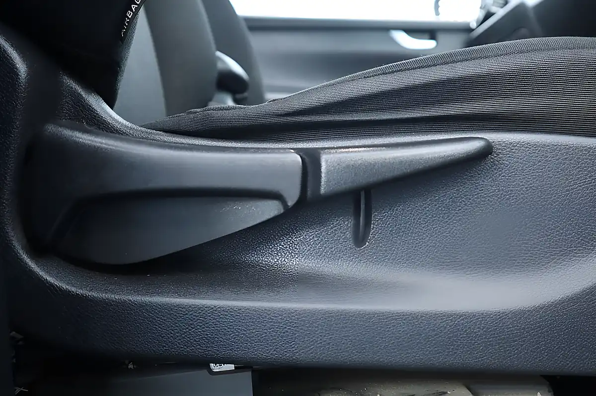 Used 2019 Mercedes-Benz X Class Progressive Rock Grey Metallic - Interior and Exterior details 15