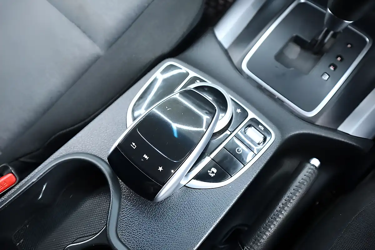Used 2019 Mercedes-Benz X Class Progressive Rock Grey Metallic - Interior and Exterior details 17