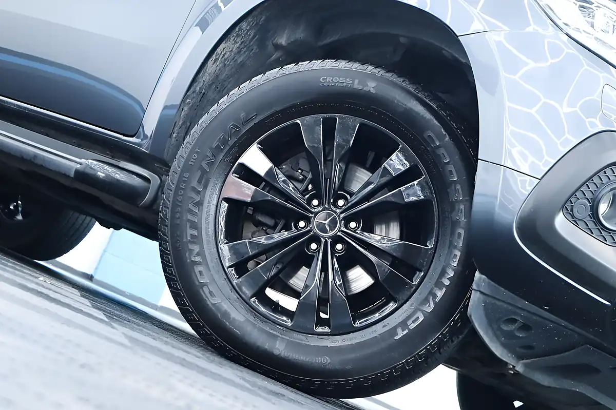 Used 2019 Mercedes-Benz X Class Progressive Rock Grey Metallic - Interior and Exterior details 3