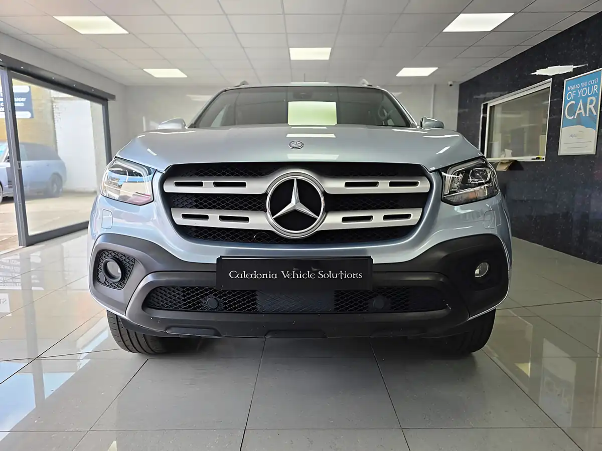Used 2019 Mercedes-Benz X Class Progressive Silver - Interior and Exterior details 18