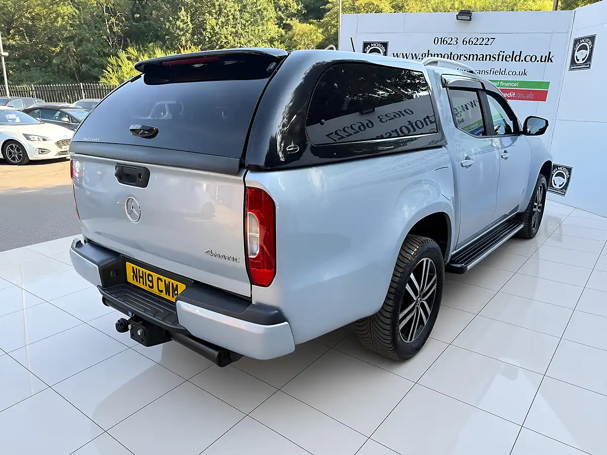 Used 2019 Mercedes-Benz X Class Progressive Silver - Interior and Exterior details 9