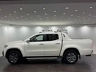 Used 2019 Mercedes-Benz X Class Progressive White - Interior and Exterior details 6