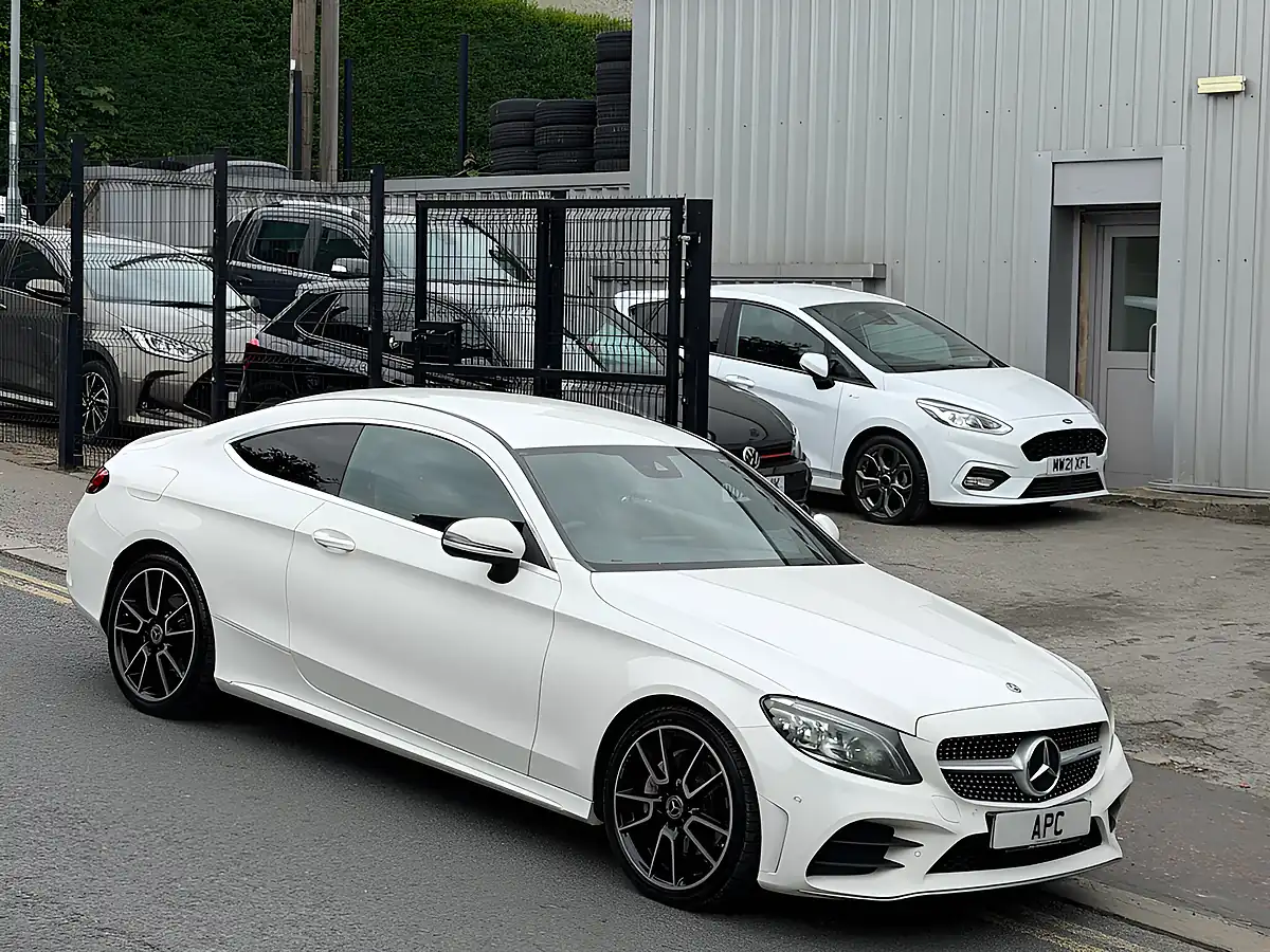 Used 2019 Mercedes C220 AMG Line (premium) White - Interior and Exterior details 13