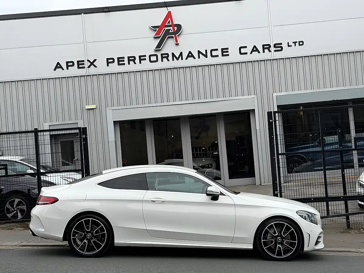 Used 2019 Mercedes C220 AMG Line (premium) White - Interior and Exterior details 7