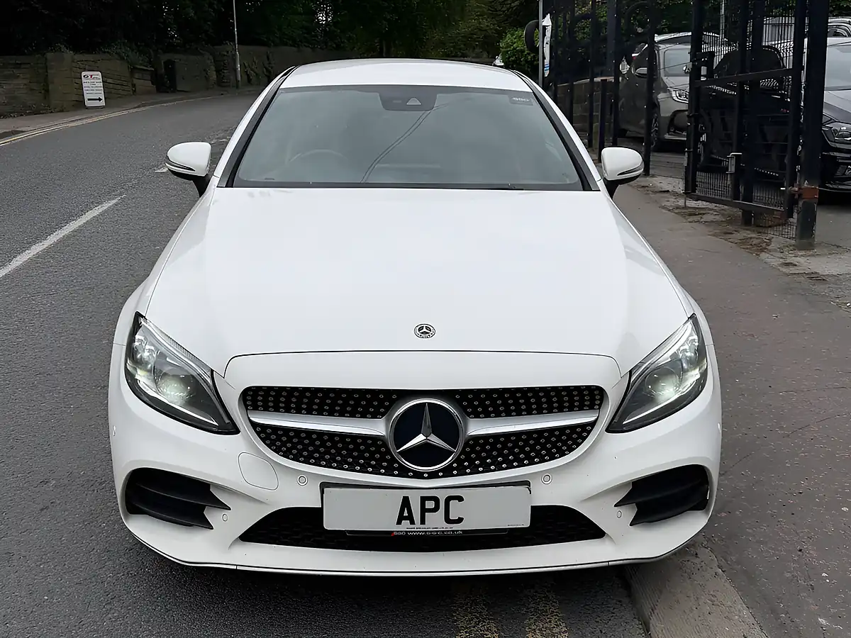 Used 2019 Mercedes C220 AMG Line (premium) White - Interior and Exterior details 9