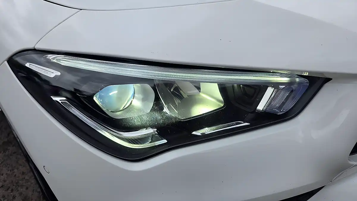 Used 2019 Mercedes Cla AMG Line Premium White - Interior and Exterior details 8