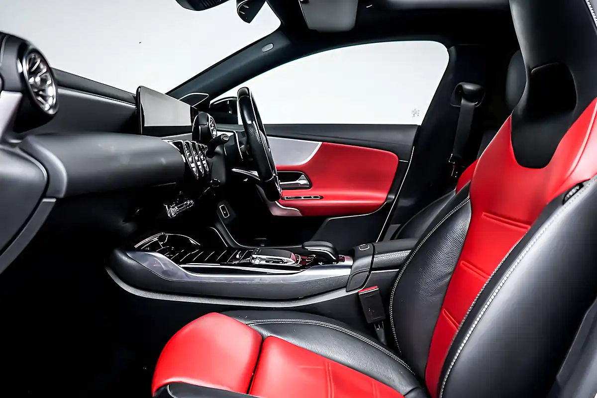 Used 2019 Mercedes CLA35 AMG Premium Plus Polar White - Interior and Exterior details 7