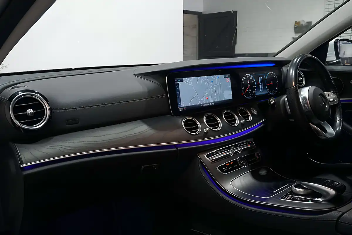 Used 2019 Mercedes E-Class AMG Line Edition Polar White - Interior and Exterior details 4