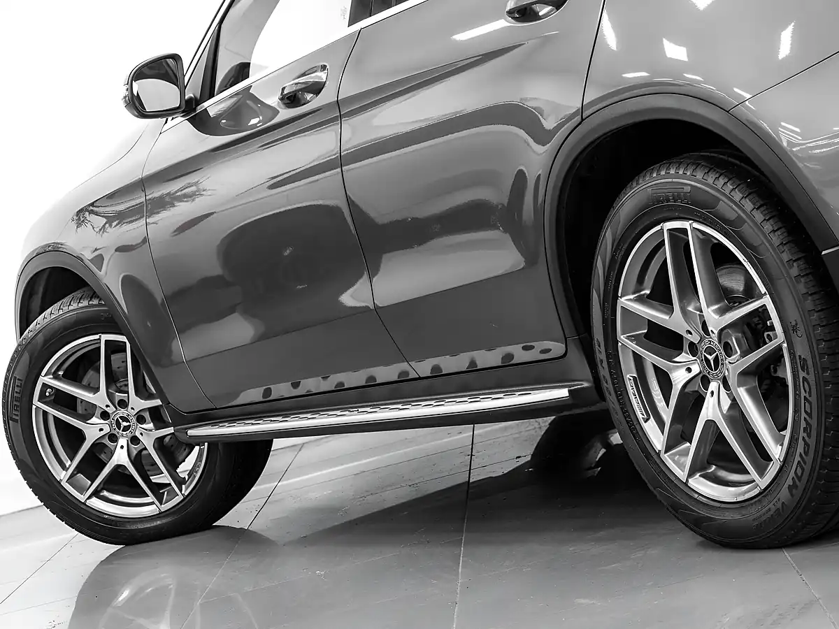 Used 2019 Mercedes Glc AMG Line Premium Selenite Grey - Interior and Exterior details 10