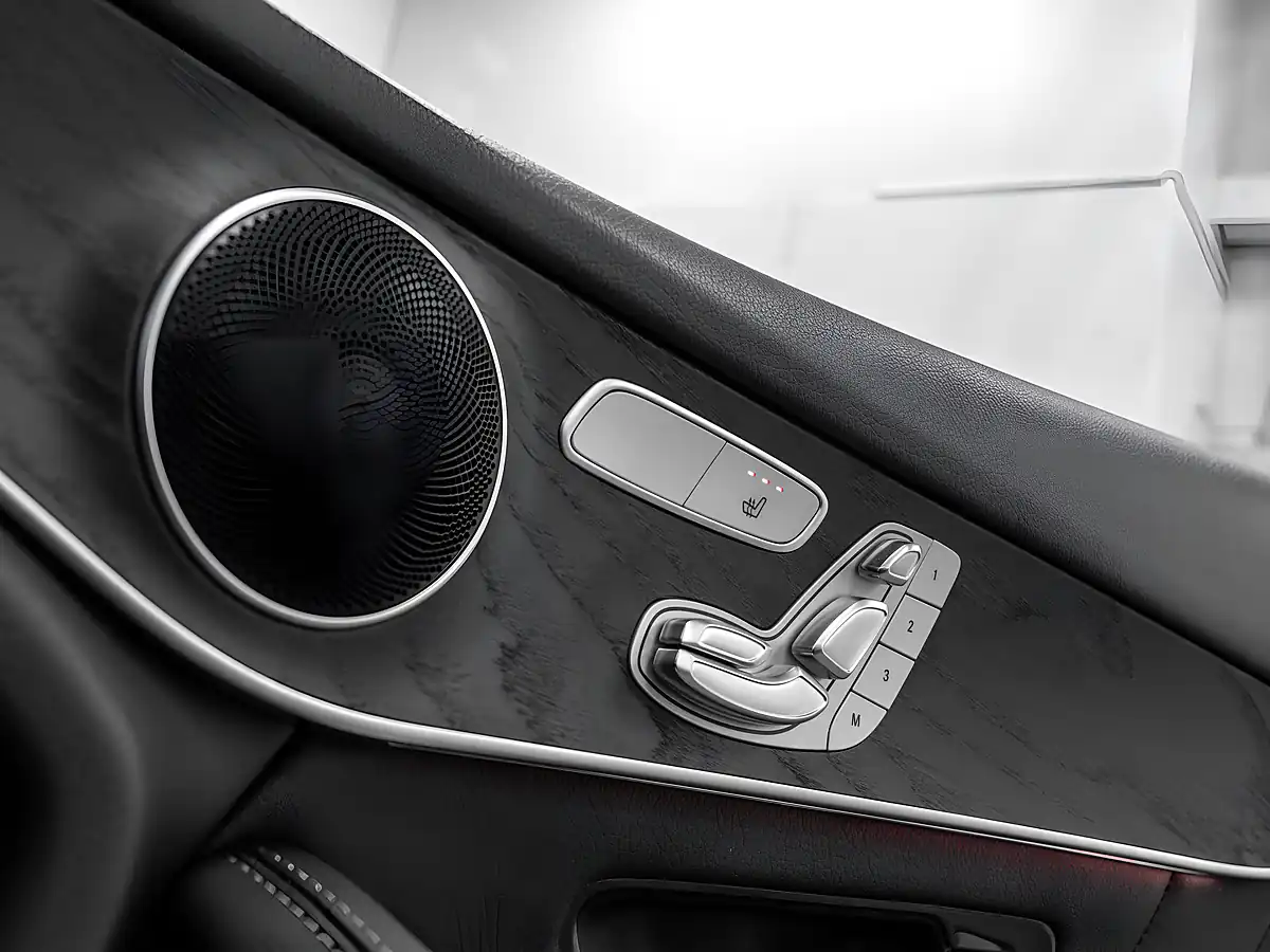 Used 2019 Mercedes Glc AMG Line Premium Selenite Grey - Interior and Exterior details 15