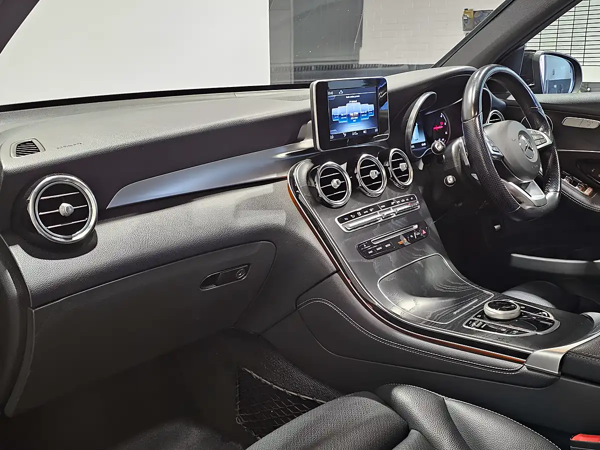 Used 2019 Mercedes Glc AMG Night Edition Black - Interior and Exterior details 4
