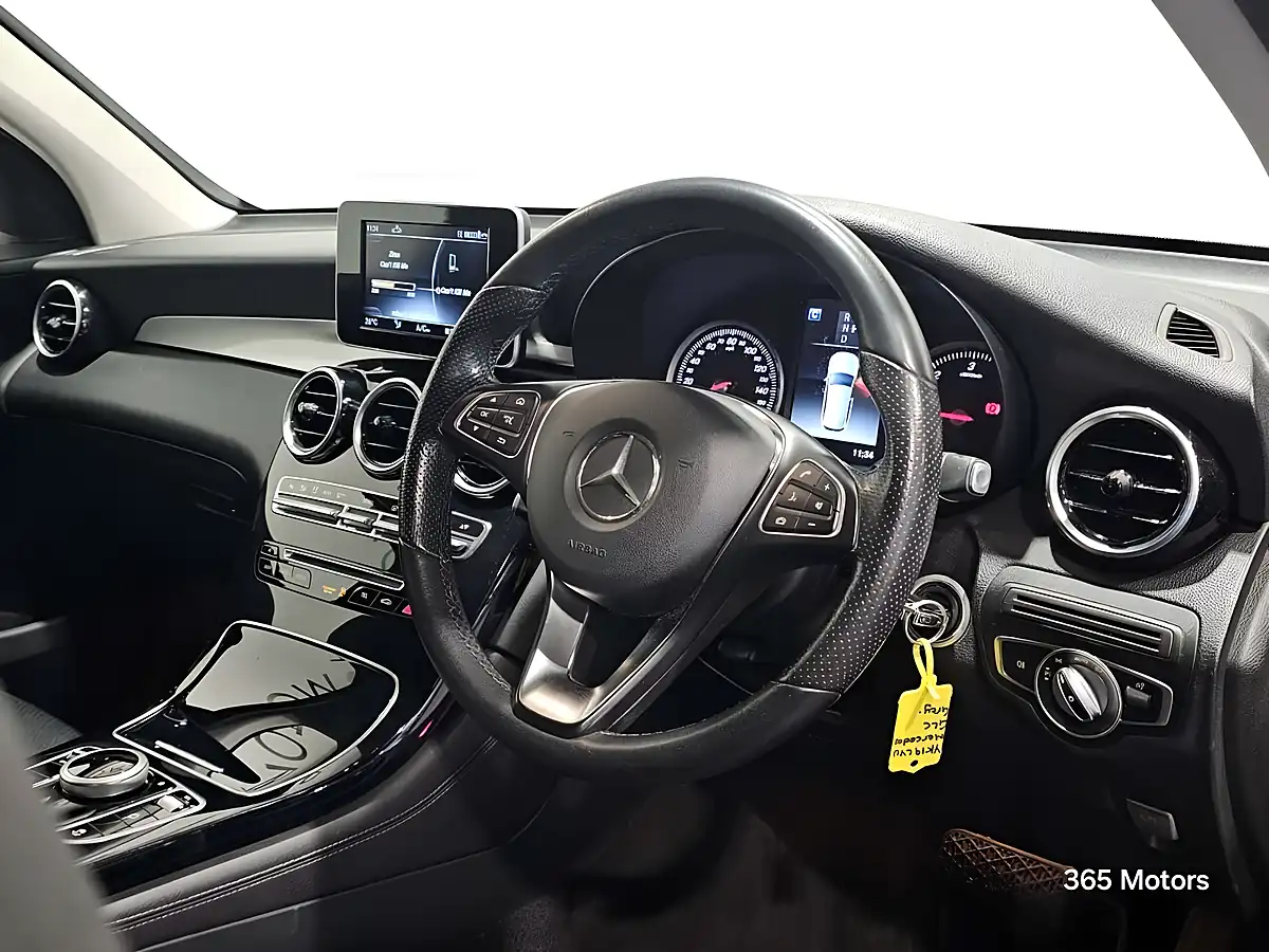 Used 2019 Mercedes Glc Urban Edition Grey - Interior and Exterior details 2