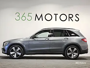 Used 2019 Mercedes Glc Urban Edition Grey - Interior and Exterior details 9