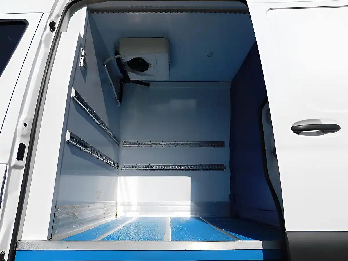 Used 2019 Mercedes Sprinter Mwb Fridge Freezer White - Interior and Exterior details 8