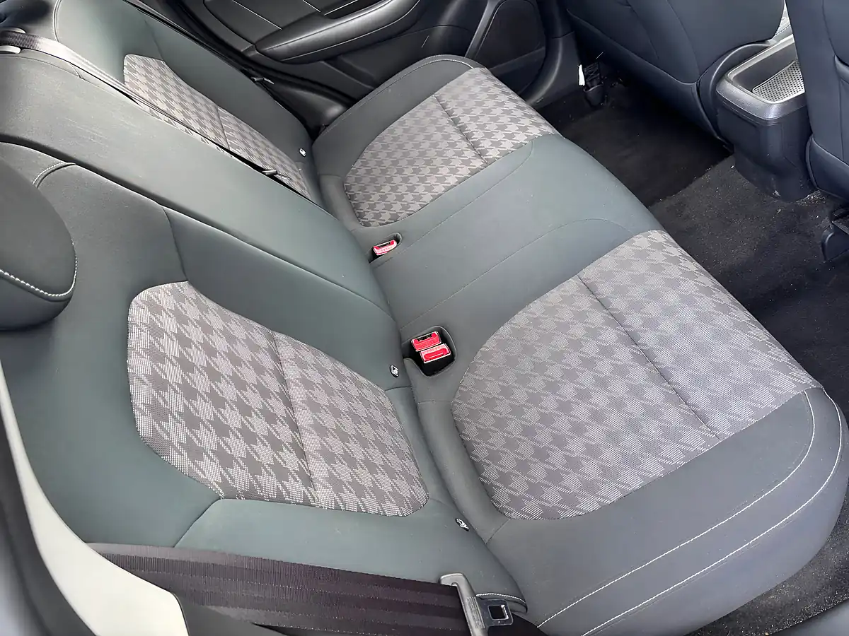 Used 2019 MG MG Zs Excite Black - Interior and Exterior details 10
