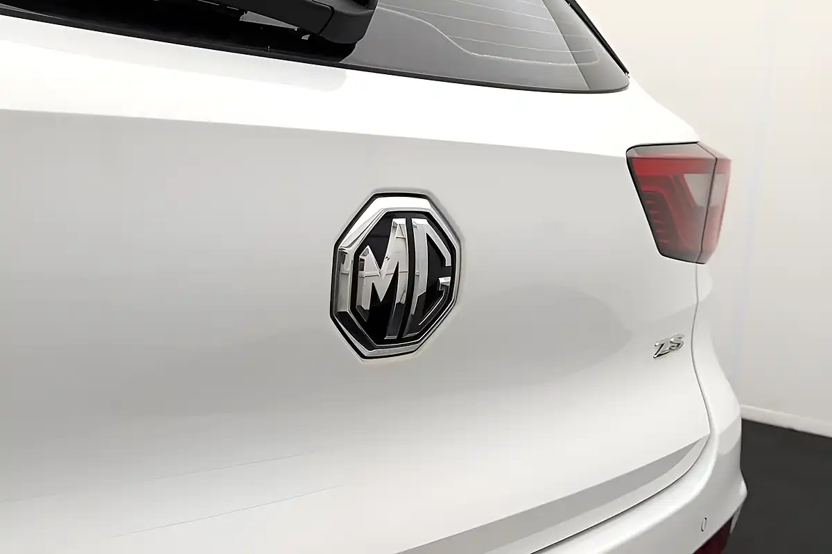 Used 2019 MG MG Zs Exclusive White - Interior and Exterior details 18