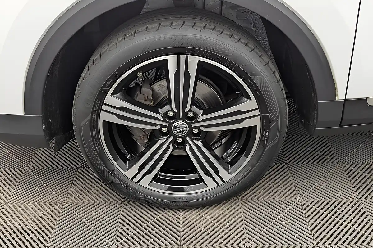 Used 2019 MG MG Zs Limited Edition White - Interior and Exterior details 19