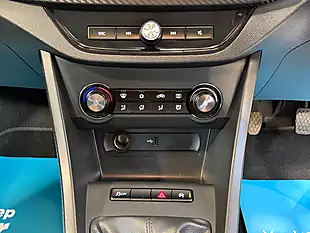 Used 2019 MG MG3 Excite Blue - Interior and Exterior details 18