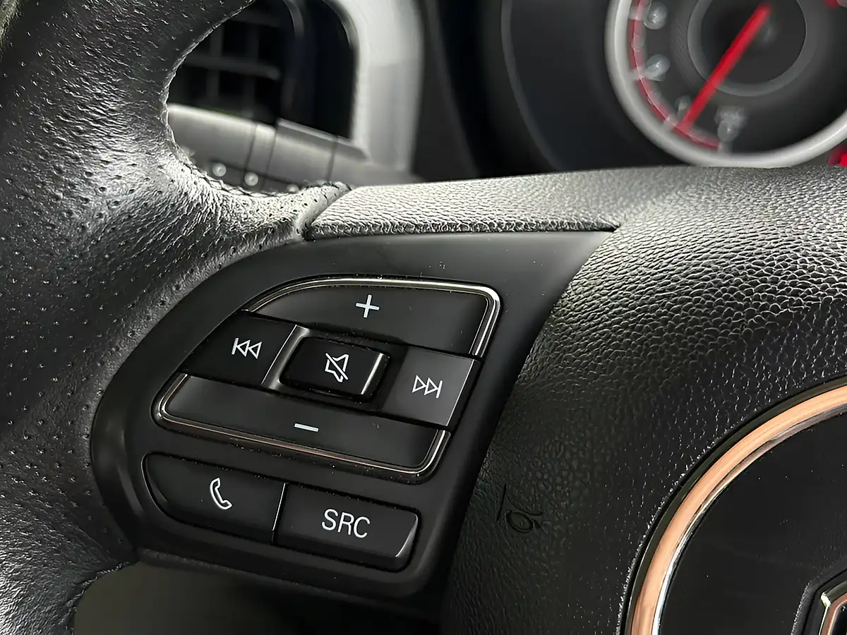 Used 2019 MG MG3 Excite Red - Interior and Exterior details 15