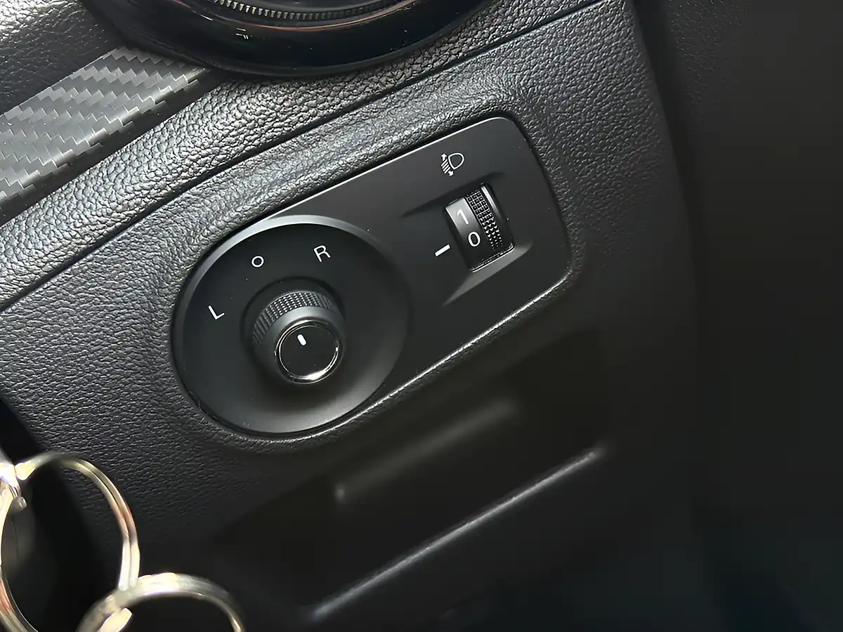 Used 2019 MG MG3 Excite Red - Interior and Exterior details 18