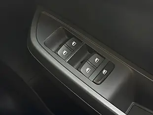 Used 2019 MG MG3 Excite Red - Interior and Exterior details 19