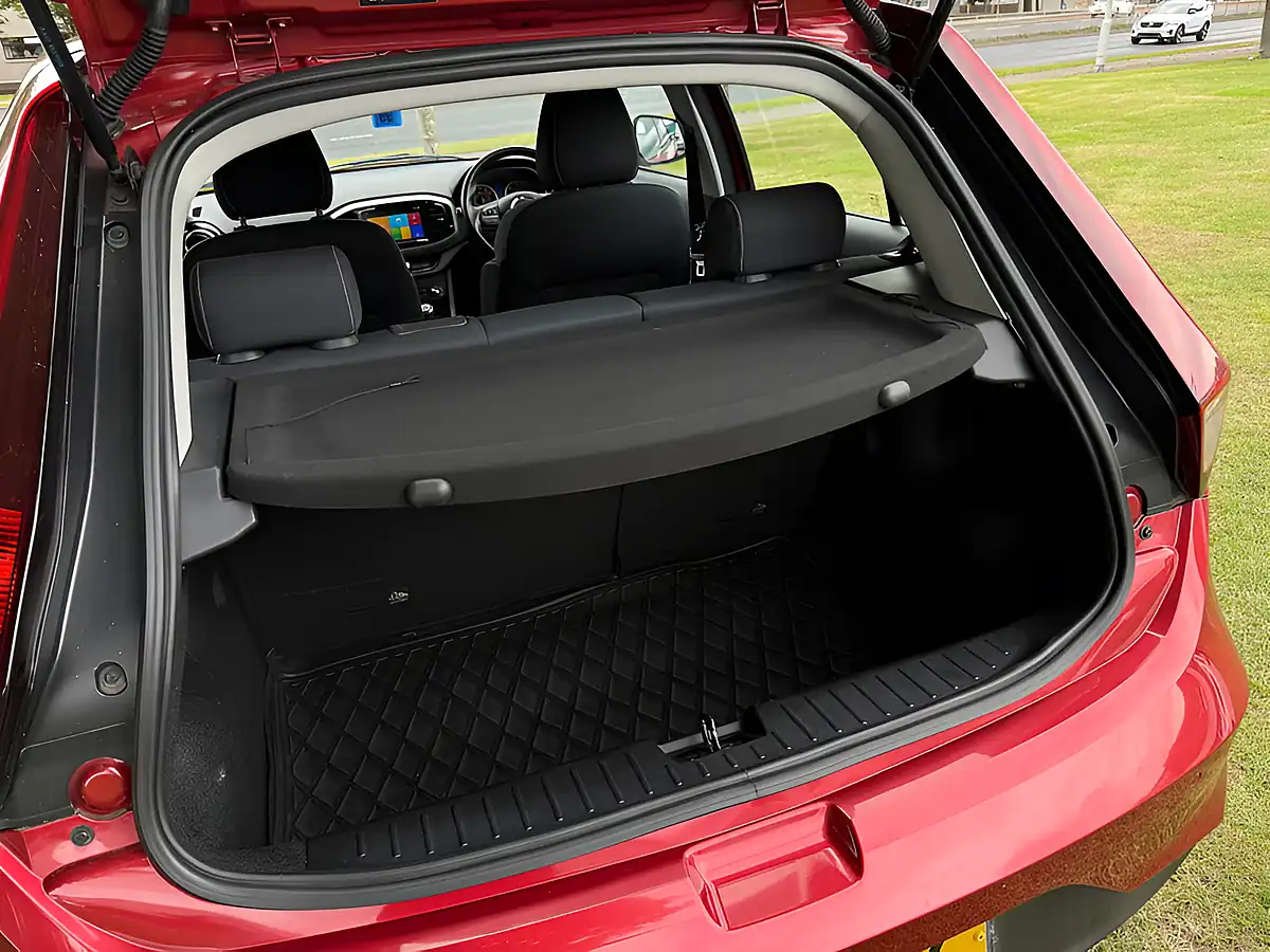 Used 2019 MG MG3 Excite Red - Interior and Exterior details 9