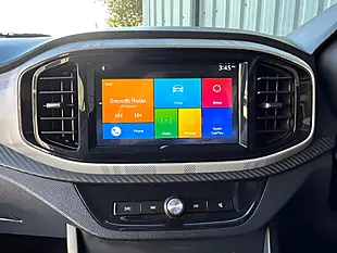 Used 2019 MG MG3 Excite White - Interior and Exterior details 13